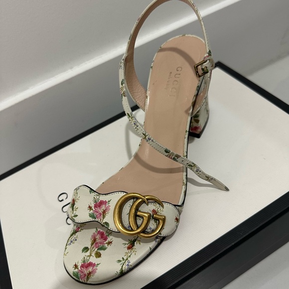 Gucci Shoes - Gucci Women's Floral Heels - Cream and Gold